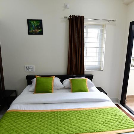 Divya Comforts- 2Bhk 티루파티 외부 사진